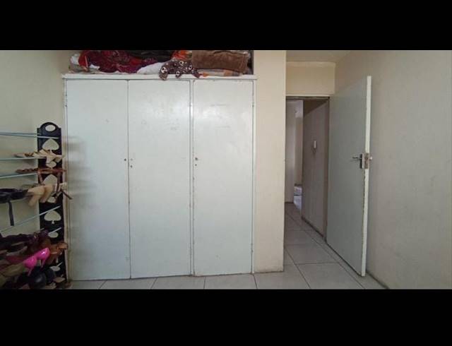 2 BEDROOM APARTMENT FOR SALE IN PRETORIA WEST